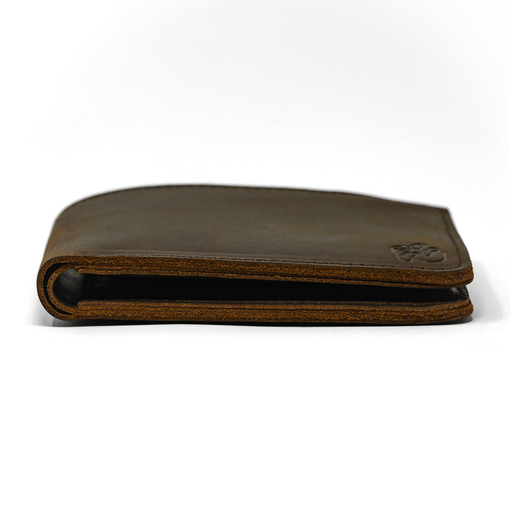 the voyager wallet flat